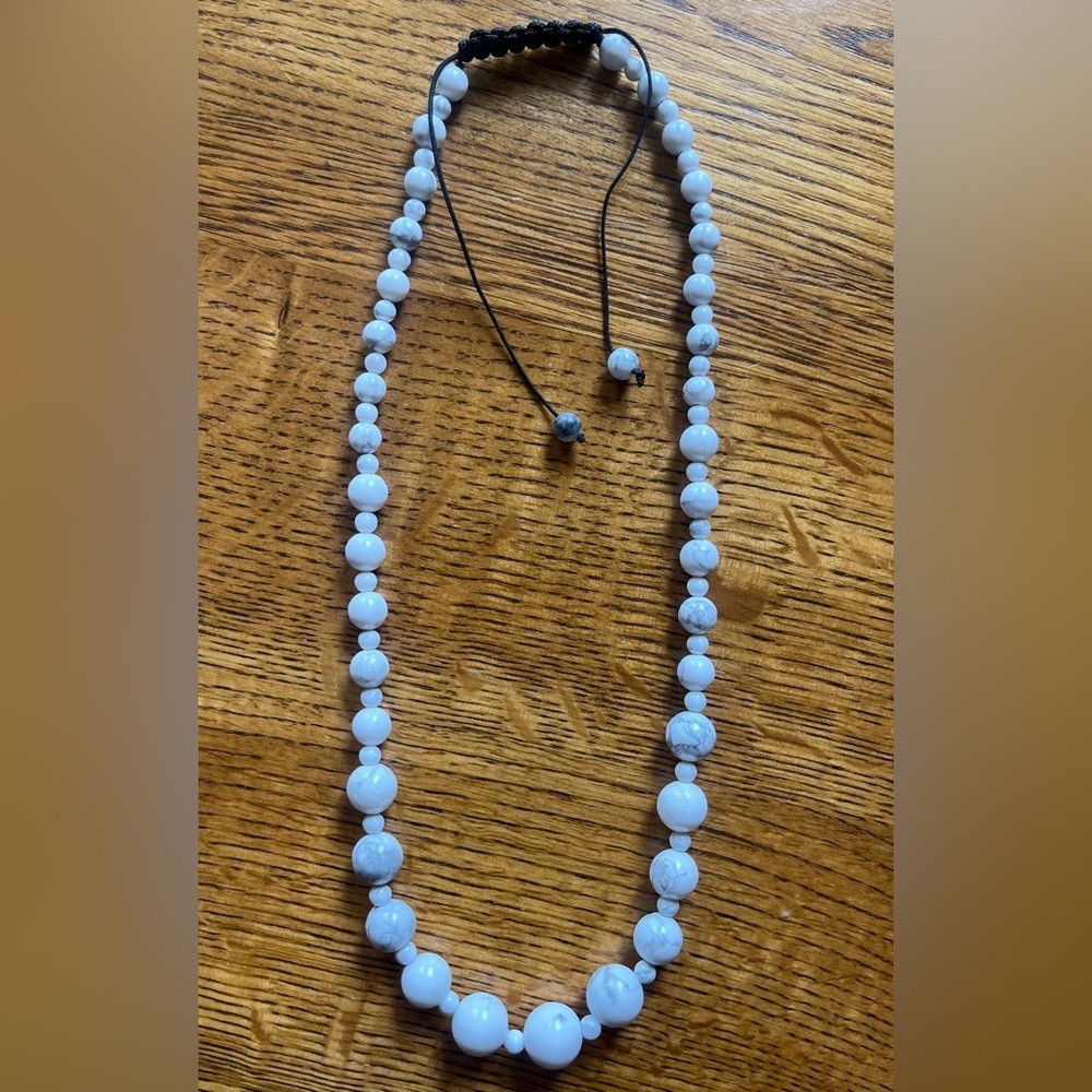 Howlite Bead Necklace. Hand strung, adjustable length. New, never worn.